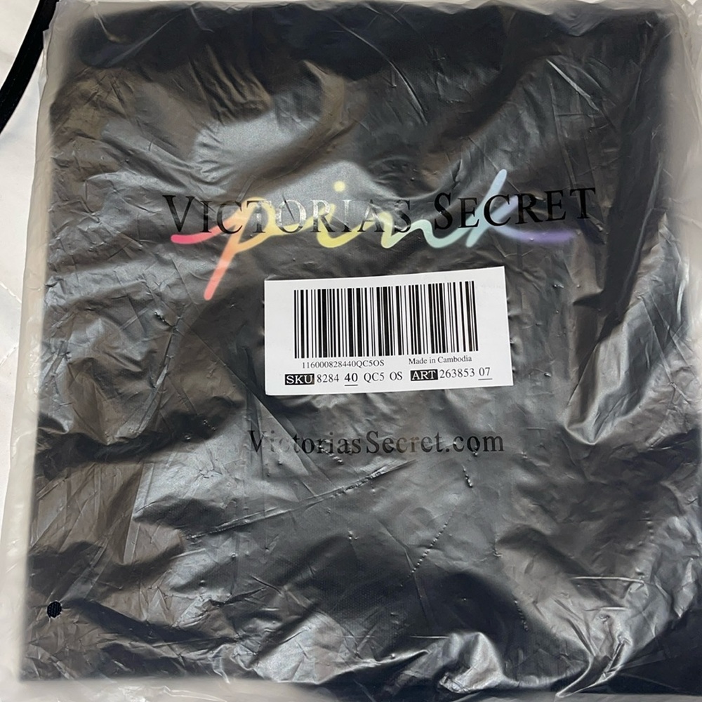 Brand NEW PINK travel size bag